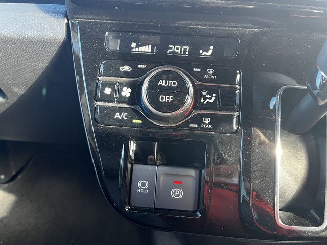 DAIHATSU TANTO CUSTOM 2022