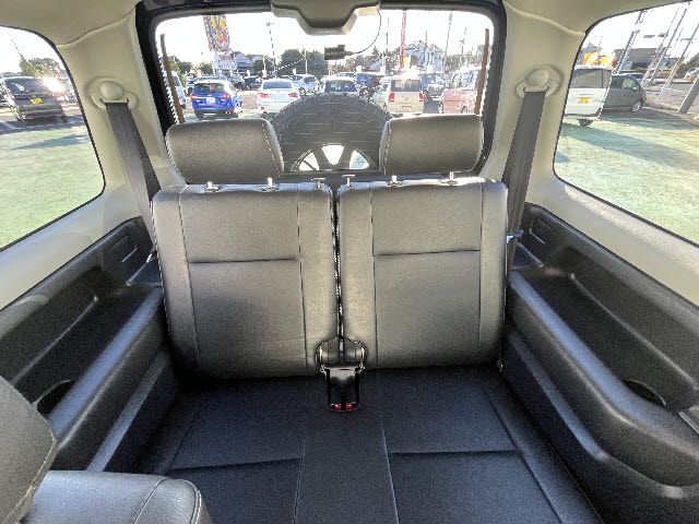 SUZUKI JIMNY 4WD 2011