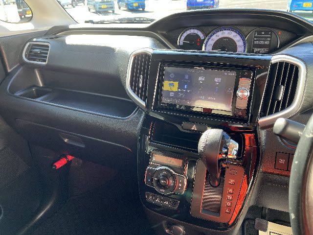 MITSUBISHI DELICA D:2 CUSTOM 2WD 2017