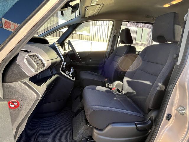 NISSAN SERENA  WG 2019