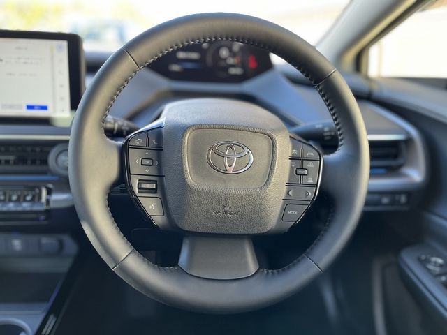 TOYOTA PRIUS 2025