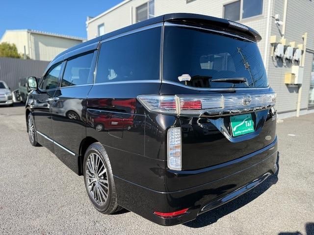 NISSAN ELGRAND 2014
