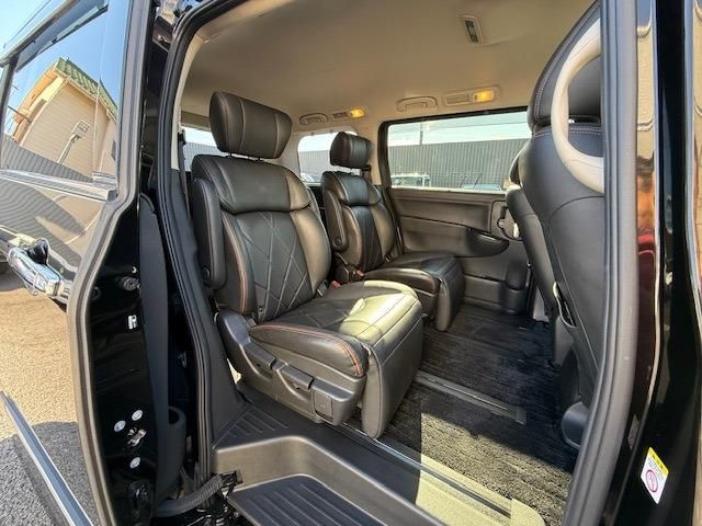 NISSAN ELGRAND 2014
