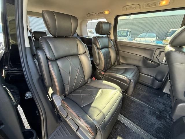 NISSAN ELGRAND 2014