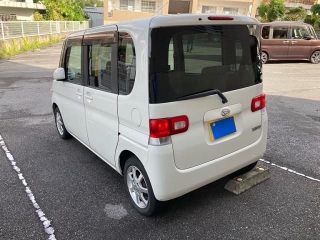 DAIHATSU TANTO 2008