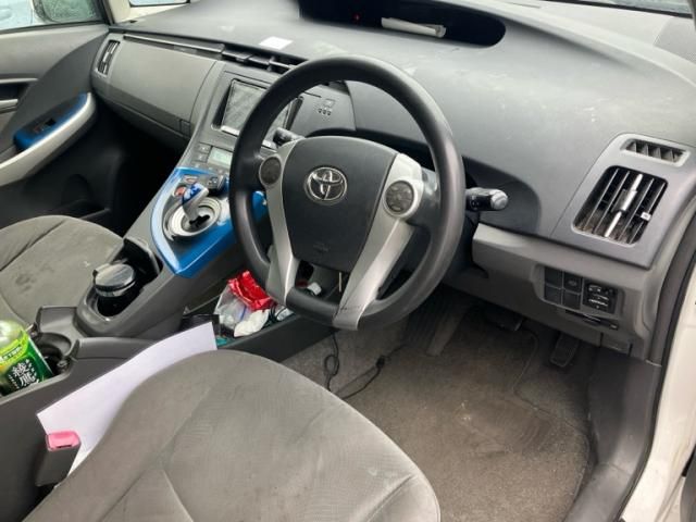 TOYOTA PRIUS 2010