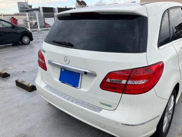 MERCEDES BENZ MERCEDES BENZ B class 2012