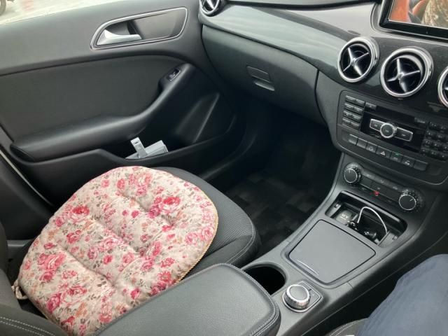 MERCEDES BENZ MERCEDES BENZ B class 2012