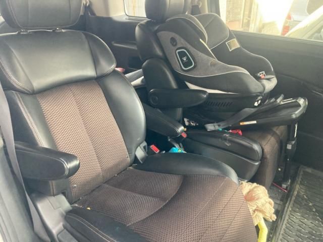 NISSAN ELGRAND  4WD 2011