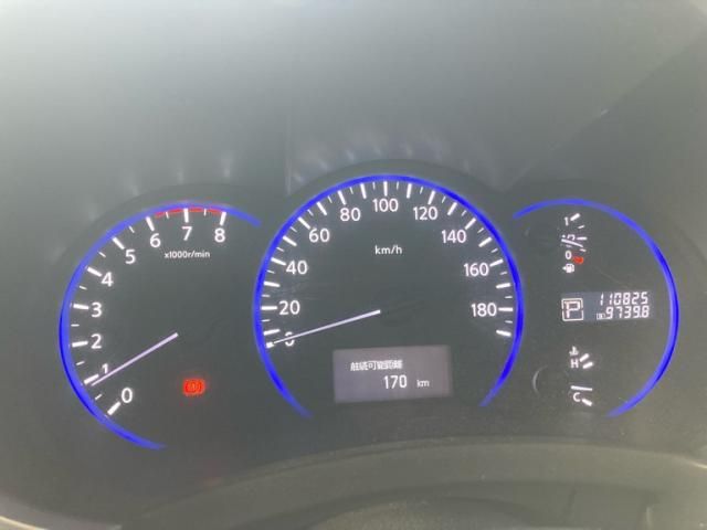 NISSAN ELGRAND  4WD 2011