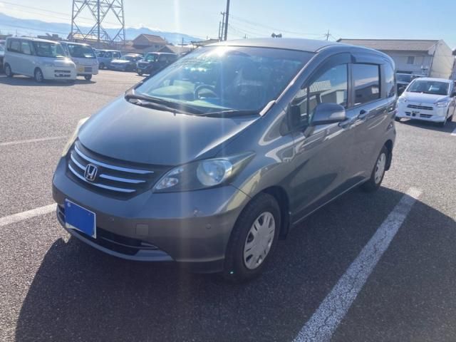 HONDA FREED 2011