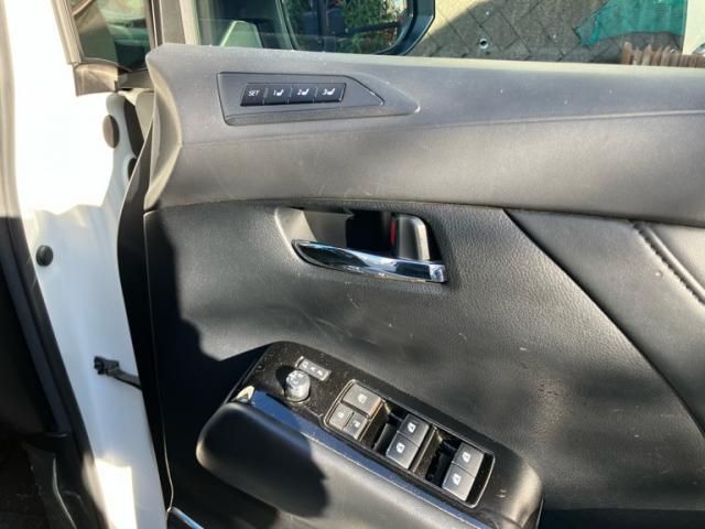 TOYOTA VELLFIRE 4WD 2020