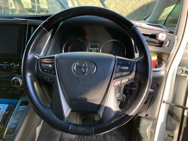 TOYOTA VELLFIRE 4WD 2020