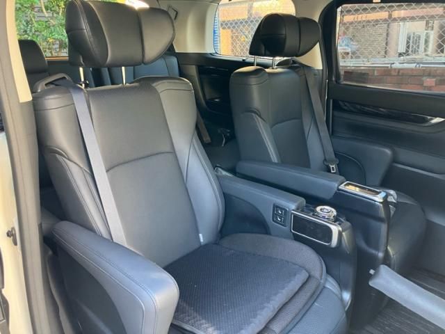 TOYOTA VELLFIRE 4WD 2020