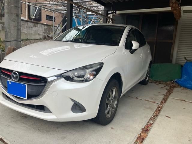 MAZDA DEMIO 4WD 2015