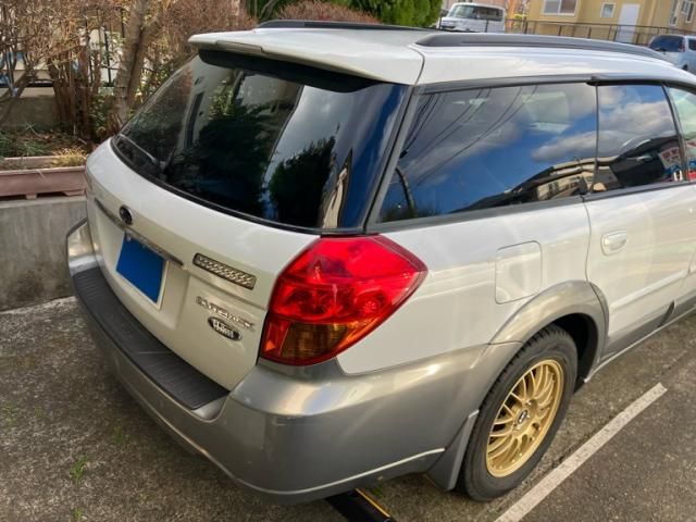 SUBARU LEGACY OUTBACK 2005