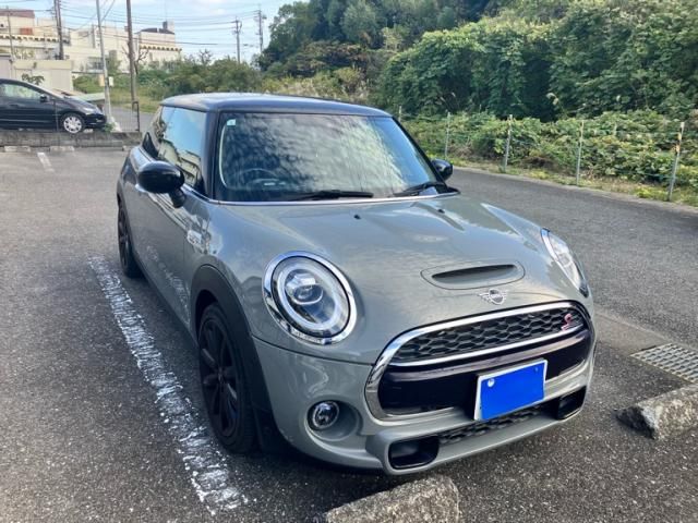 BMW MINI COOPER SD 2021