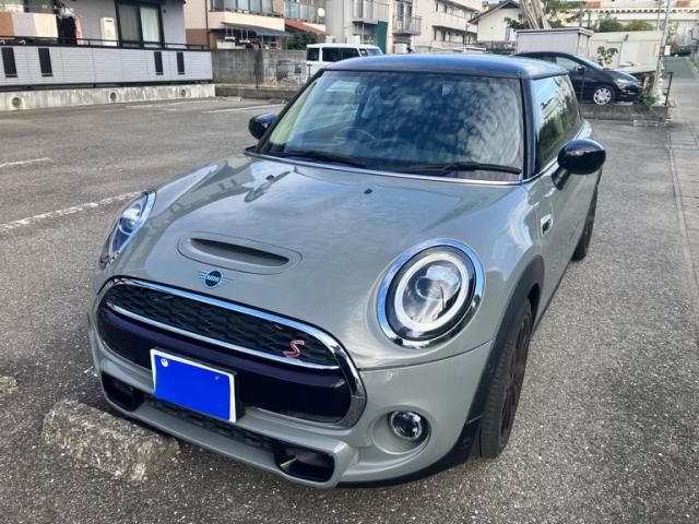 BMW MINI COOPER SD 2021