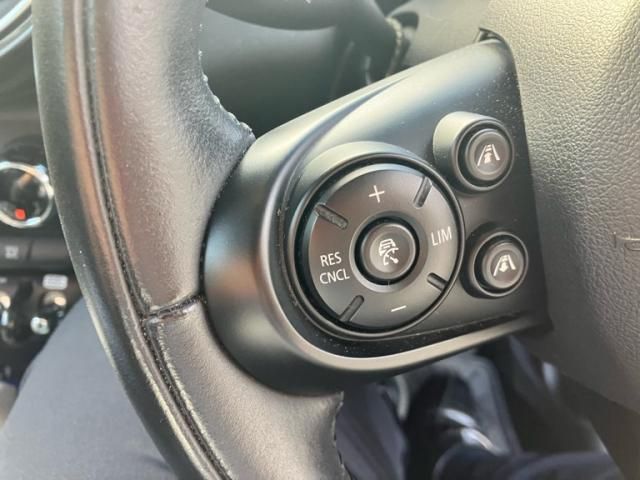 BMW MINI COOPER SD 2021