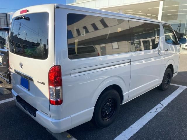 TOYOTA HIACE van 4WD 2015