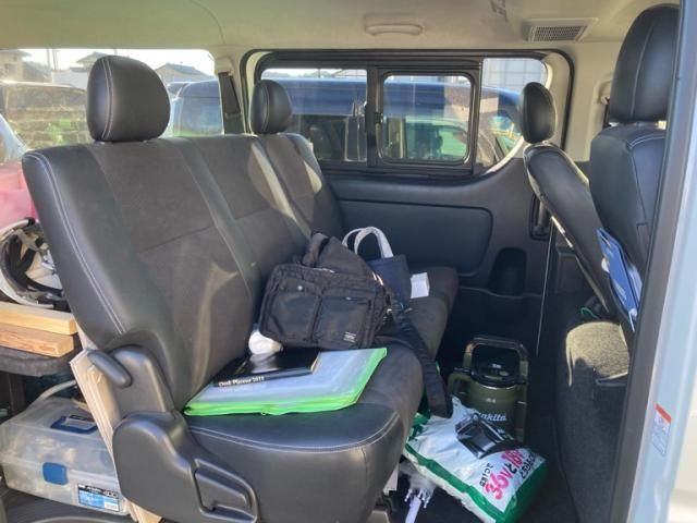 TOYOTA HIACE van 4WD 2015