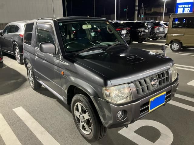 NISSAN KIX 4WD 2009