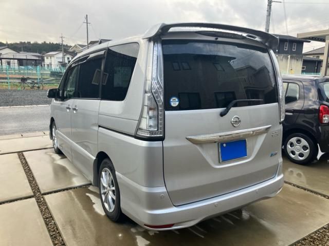 NISSAN SERENA  S-HYBRID 2014