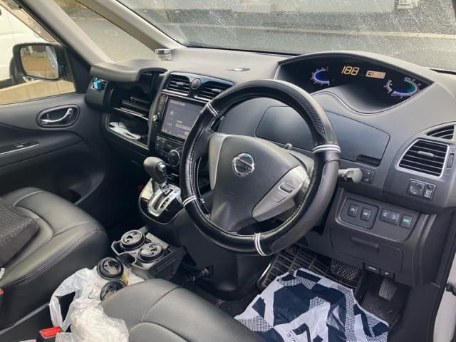 NISSAN SERENA  S-HYBRID 2014