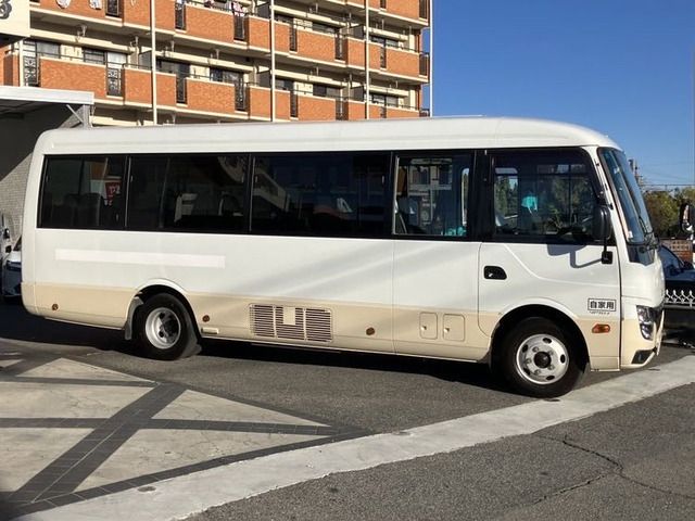 MITSUBISHI ROSA 2022