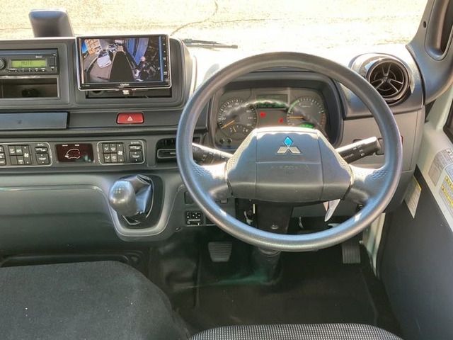 MITSUBISHI ROSA 2022