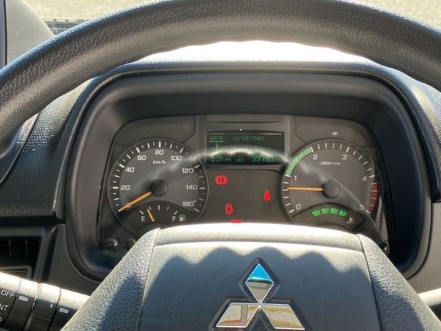 MITSUBISHI ROSA 2022