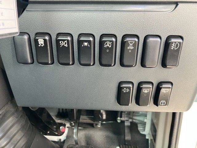 MITSUBISHI ROSA 2022