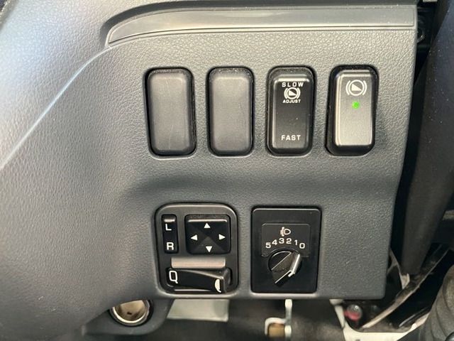 MITSUBISHI ROSA 2022