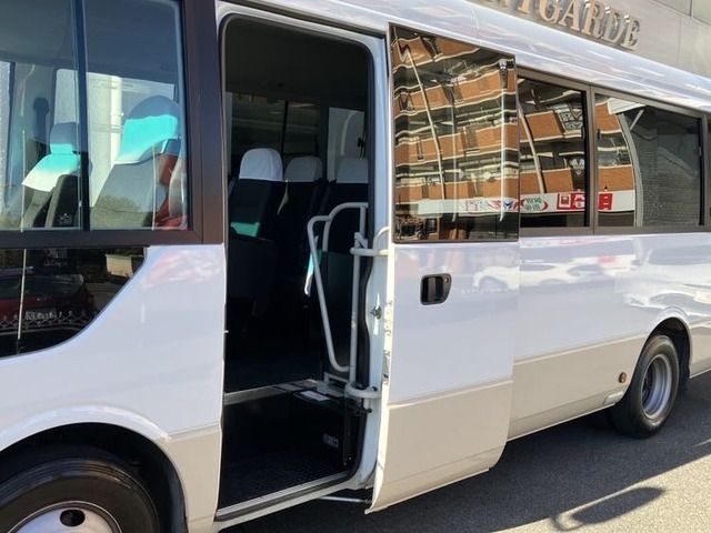 MITSUBISHI ROSA 2022