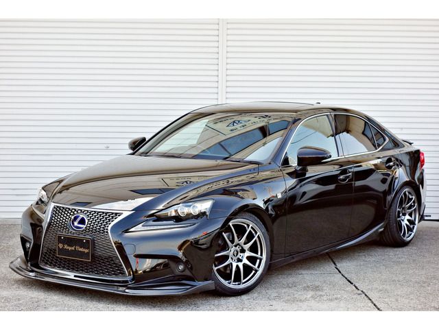 TOYOTA LEXUS IS300h 2013