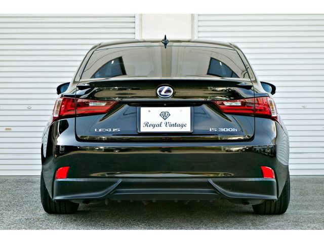 TOYOTA LEXUS IS300h 2013