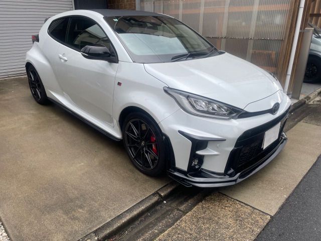 TOYOTA GR YARIS 2022