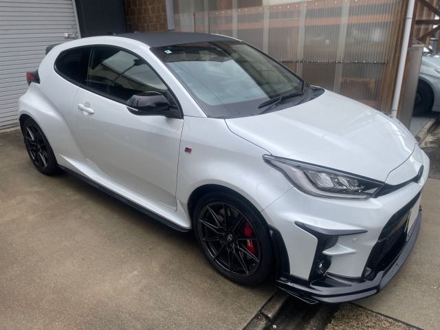 TOYOTA GR YARIS 2022