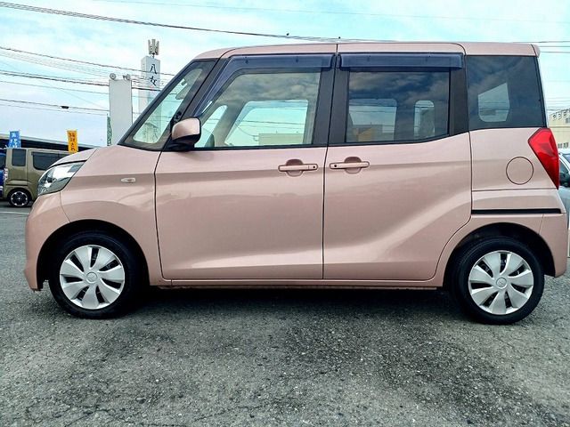 MITSUBISHI eK SPACE 2016
