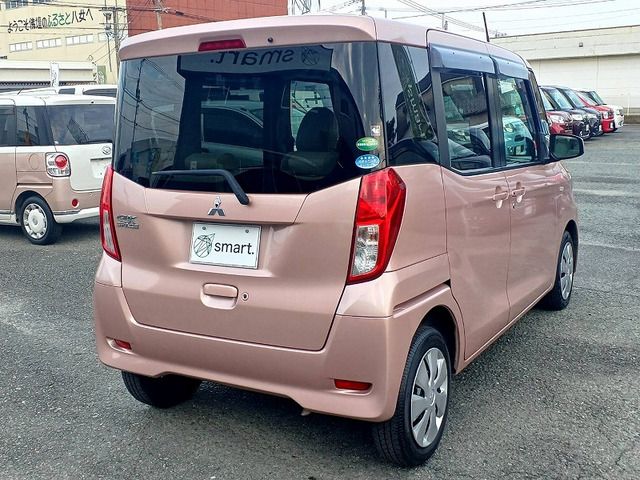 MITSUBISHI eK SPACE 2016