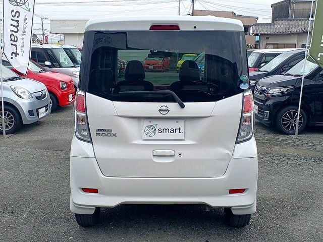 NISSAN DAYZ ROOX 2017