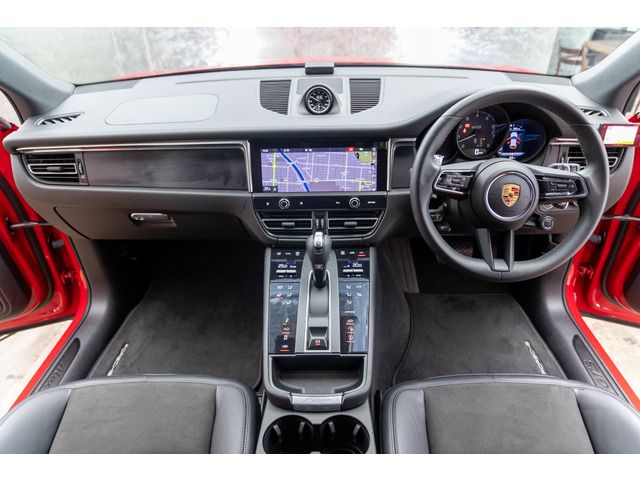 PORSCHE PORSCHE Macan 2022