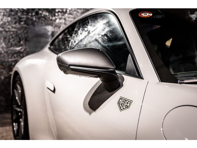 PORSCHE PORSCHE 911 2024