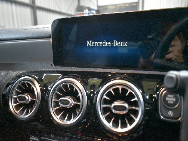 MERCEDES BENZ MERCEDES BENZ CLA Shooting Brake 2019