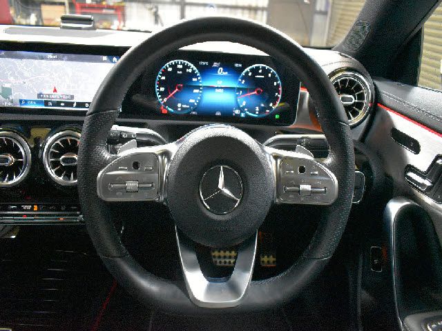 MERCEDES BENZ MERCEDES BENZ CLA Shooting Brake 2019