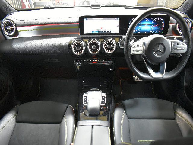 MERCEDES BENZ MERCEDES BENZ A class 2018