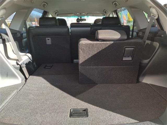 TOYOTA MARK X ZIO 2010