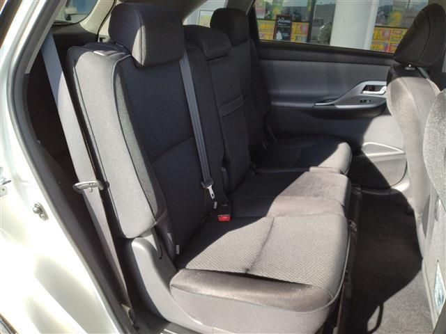 TOYOTA MARK X ZIO 2010