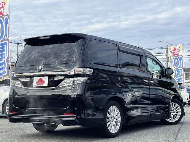 TOYOTA VELLFIRE 2012