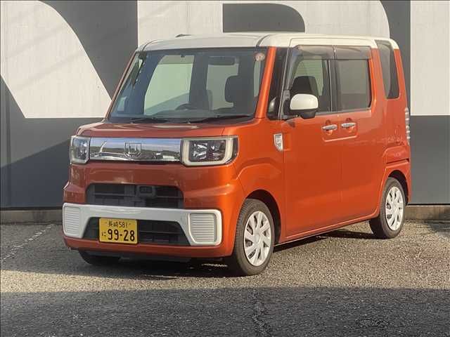 DAIHATSU WAKE 2015